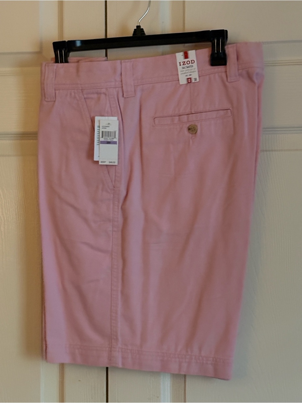 Size 38 men’s pink Izod shorts